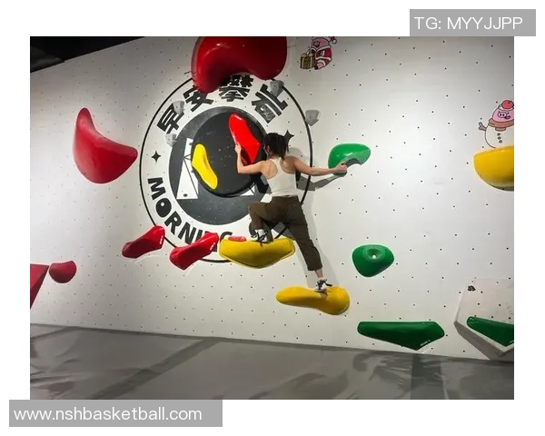 北京攀岩队的奋斗与荣耀：一段不屈不挠的攀岩之旅纪实